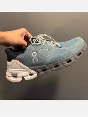On Running - Cloudflyer 6 waterproof